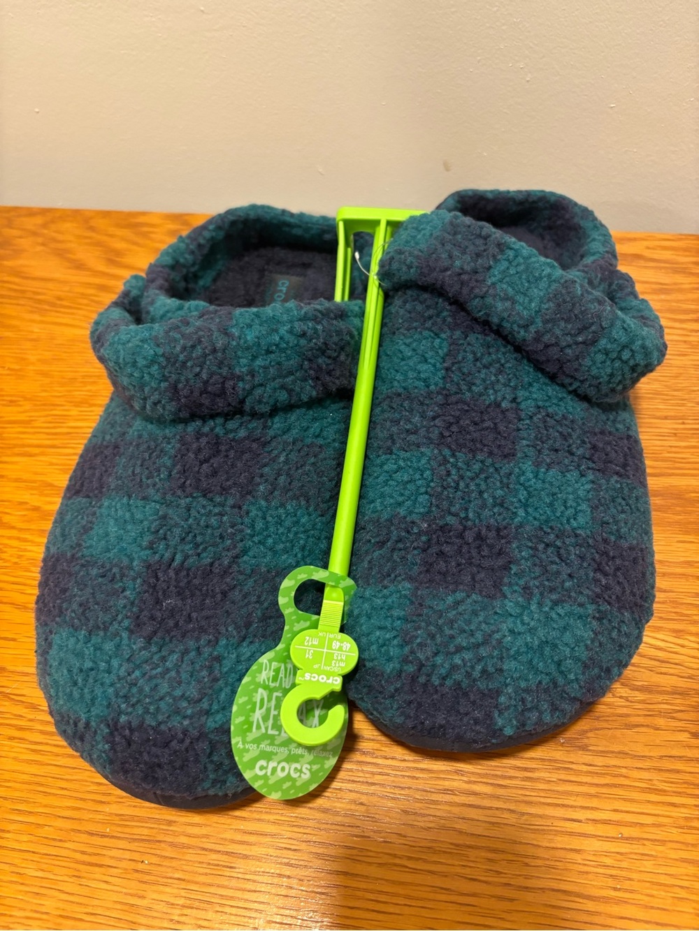 CROCS Men's Green and Navy Plaid Fleece Slip-On Mules